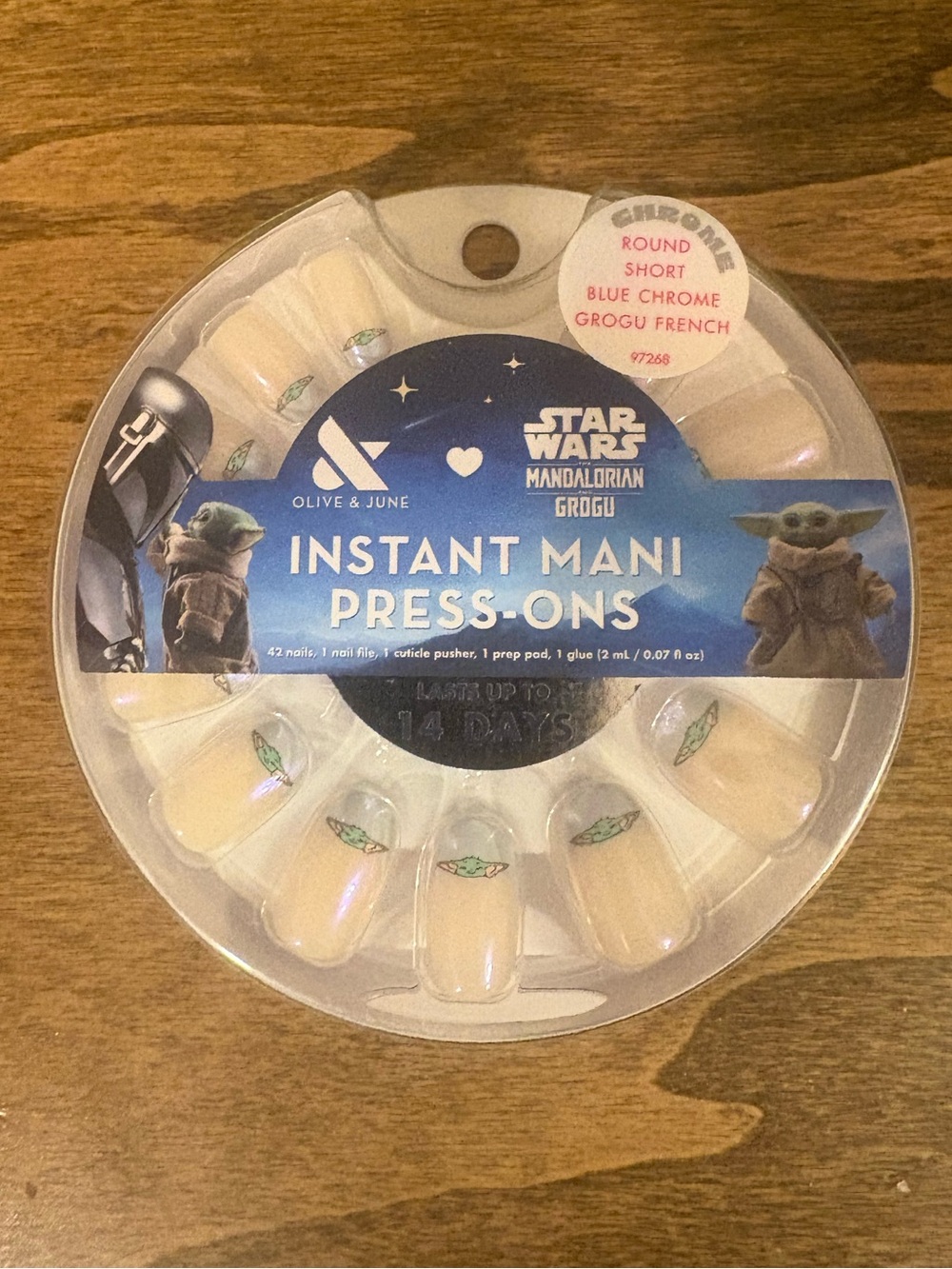 Olive and June Star Wars Yoda Nails